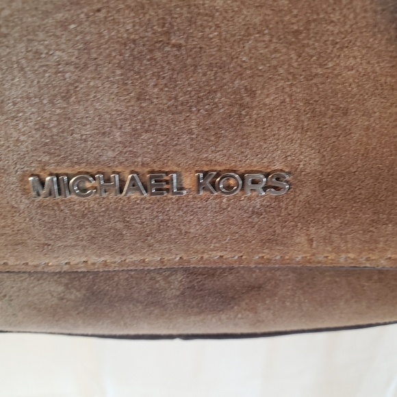 Michael Kors Women's Brown Elyse Saddle Bag Leather Crossbody - Picture 2 of 7